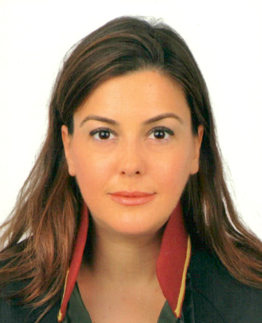 SELEN  ÖZTÜRK YAŞAR