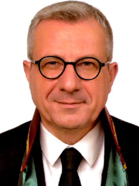 YAŞAR  VAROĞLU